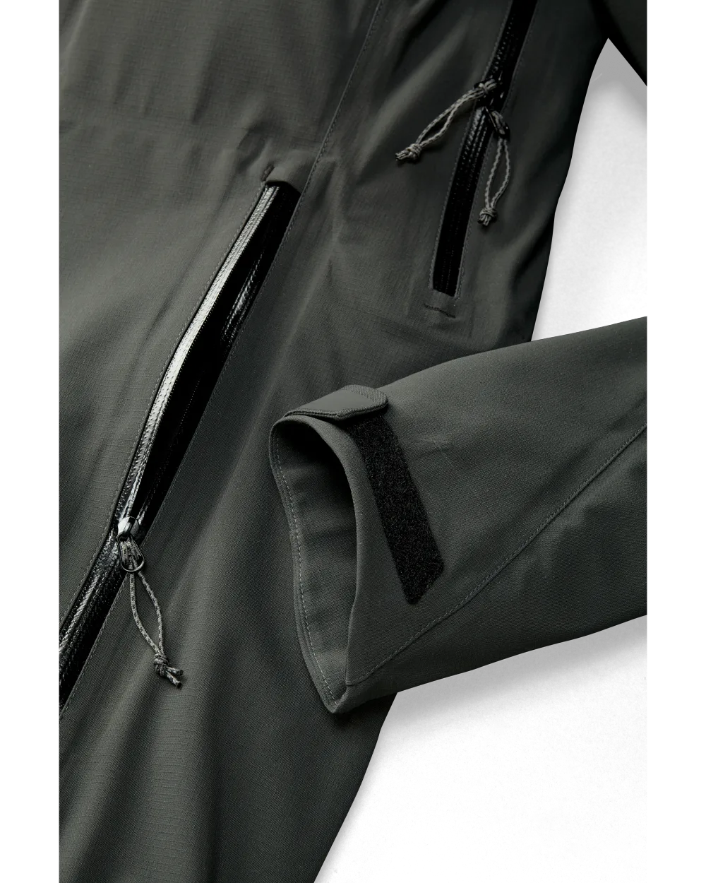 KUIU Kutana Storm Shell Jacket
